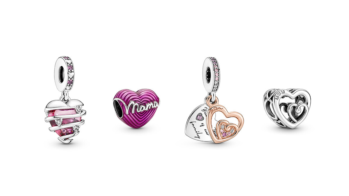 展露愛意螺紋愛心吊飾 NT$2,080、閃耀母愛愛心串飾NT$1,580、交織心意雙層吊飾NT$2,480、交織心意串飾 NT$880。