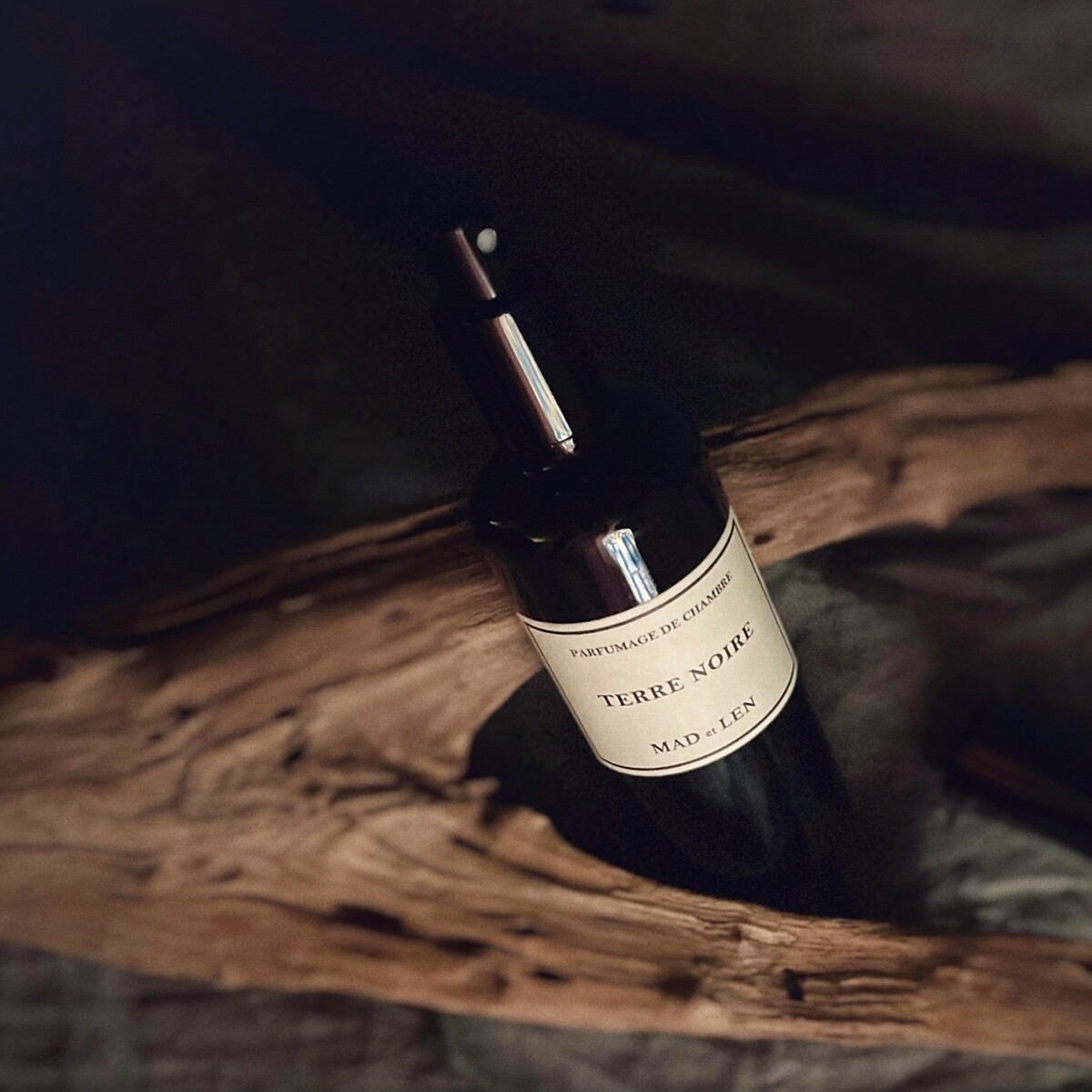 MAD et LEN Terre Noire森林調室內噴霧100ml，NT3,600。