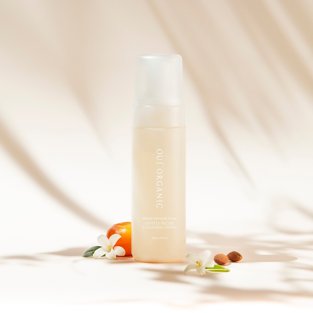 OUI ORGANIC唯有機耗時兩年研發香氛保養系列，首款「橙花綿綿慕斯」橙花保濕柔嫩潔顏慕斯打造植萃保養新境界。