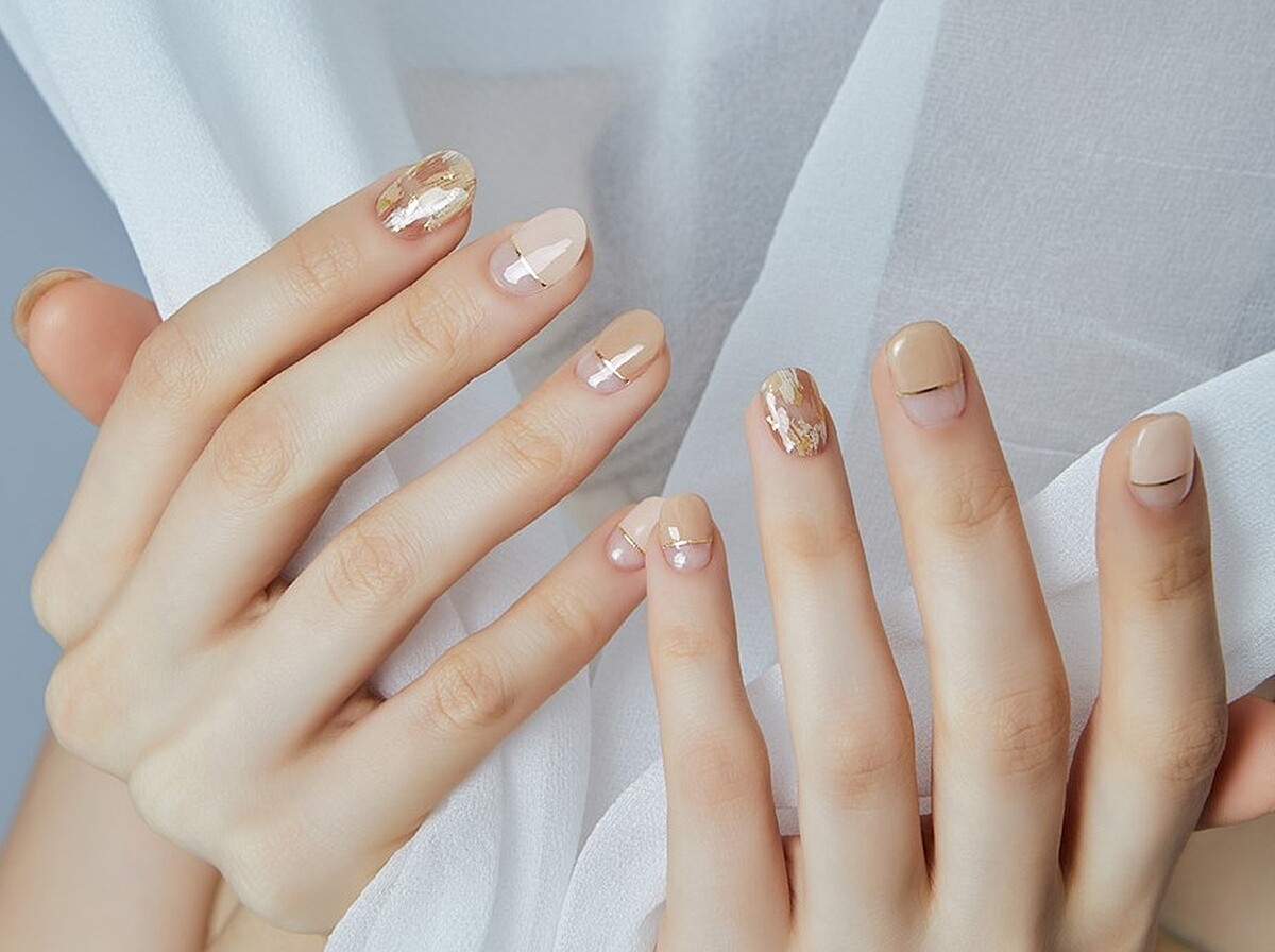 韓國ohora凝膠指甲貼N Ombrer Beige。