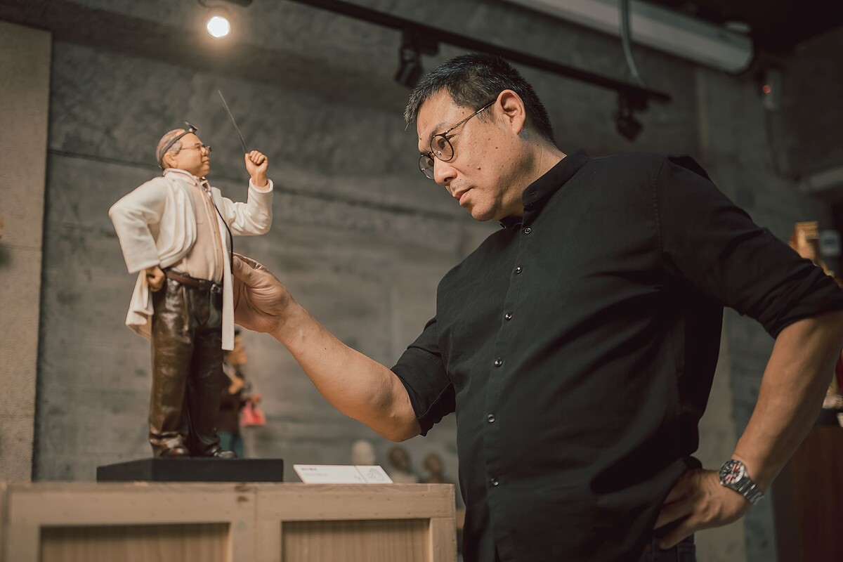 段安國與他的全新作品-「信心（醫生）」