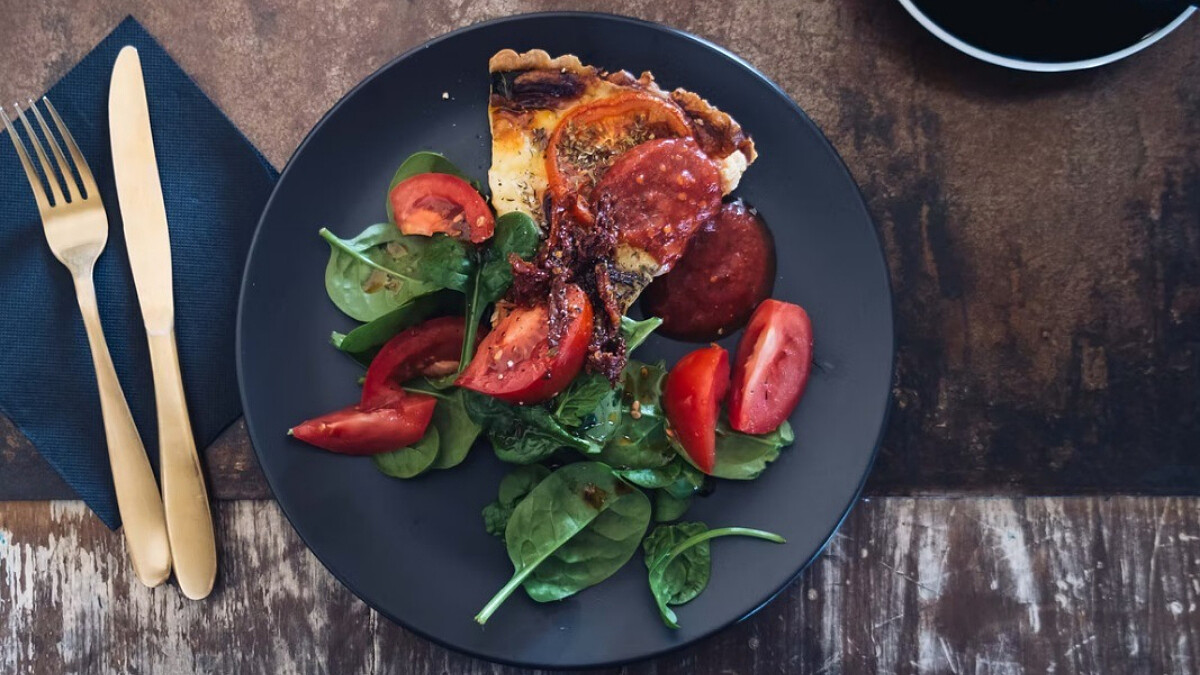 吃番茄防疫！番茄蒜香吐司杯/番茄炒娃娃菜/番茄牛腩湯，3道番茄防疫減脂餐做起來！