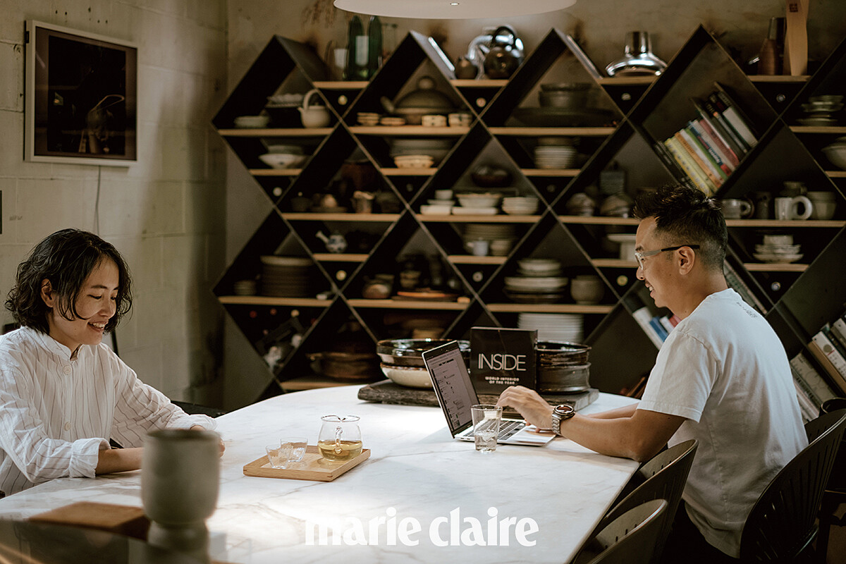 柏成設計 創辦人邱柏文 Johnny Chiu 與妻子王菱檥 Nora Wang 同時也是柏成設計設計總監。