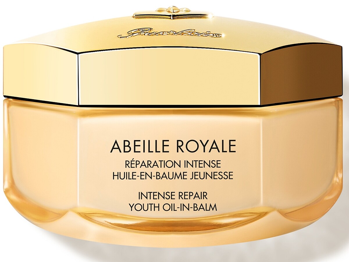 嬌蘭皇家蜂王乳臉部身體全能乳霜80ml，NT9,000。