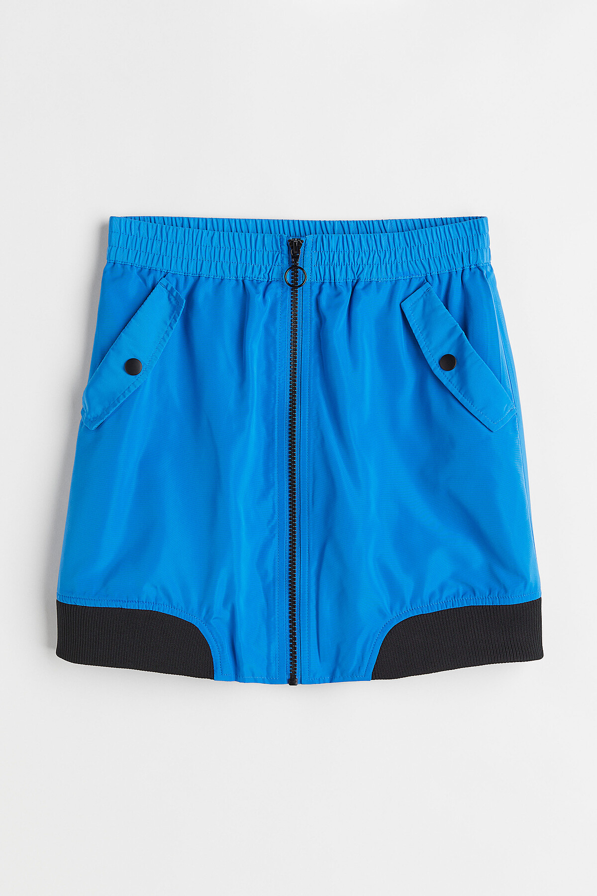 亮面裙，NT799。