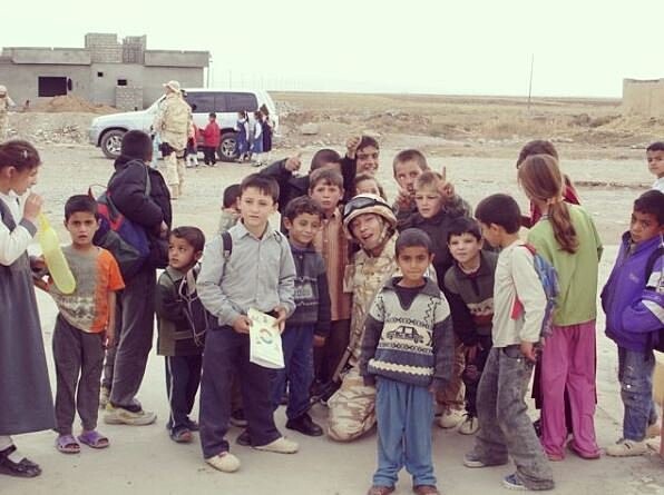 孫錫久曾在伊拉克服兵役