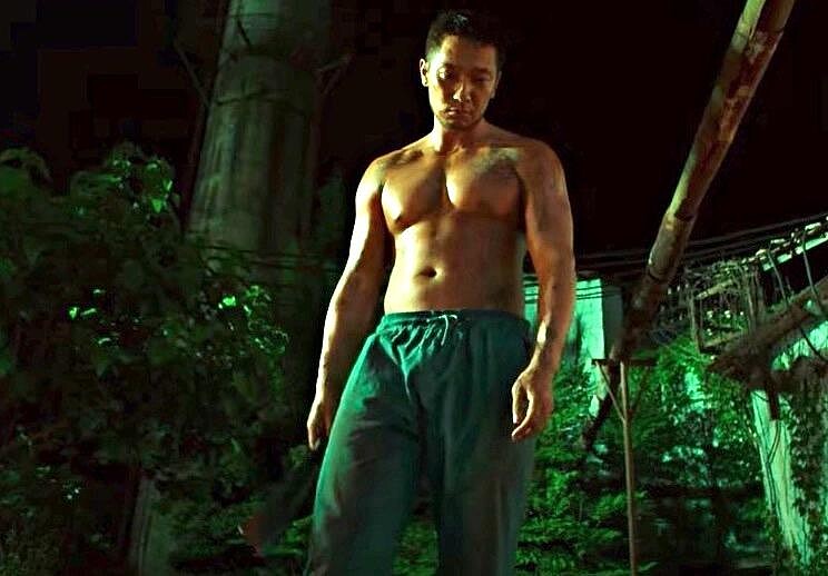 孫錫久演出《犯罪都市2》秀出肉壯身材