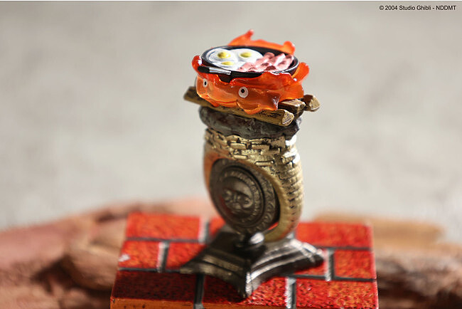 【百態精選 霍爾的移動城堡 卡西法戒指】5月20日於全台門市、網路商店同步販售，每人限購一中盒(6個)。