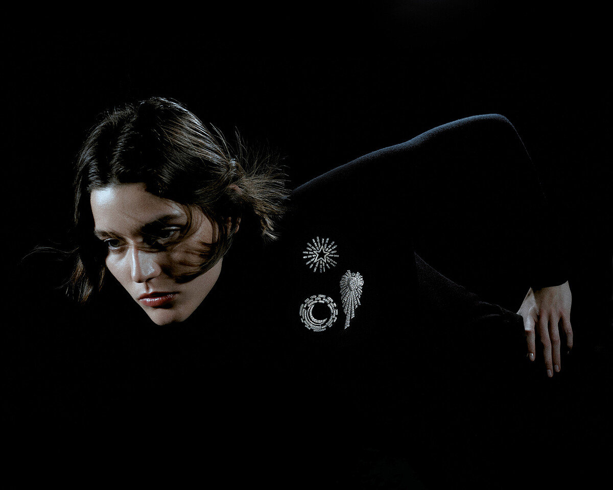 Chanel全新《1932》頂級珠寶系列亮點作品「Allure C&eacute;leste」項鍊共16種配戴方式