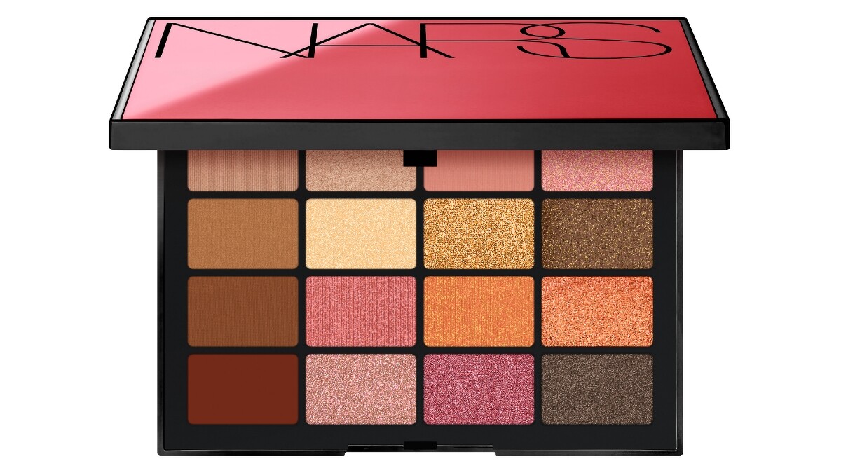 NARS炙夏高潮16色眼彩盤0.85g *16，NT2,300。