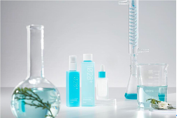 1028+復活草即救保濕系列。