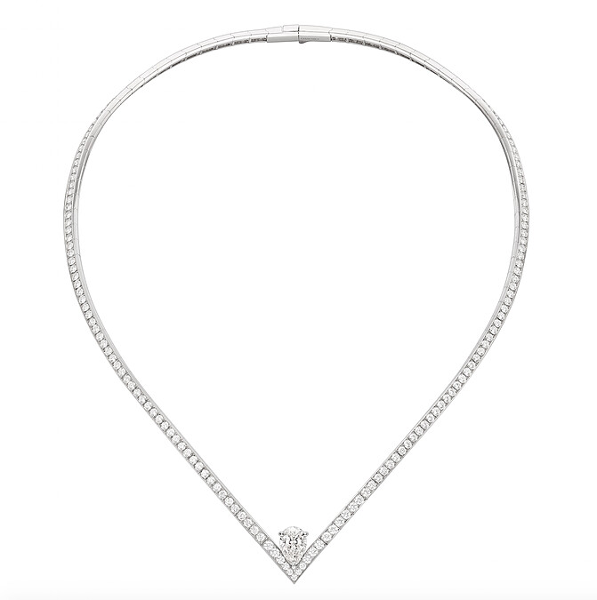Chaumet的V字造型鑽石項鍊