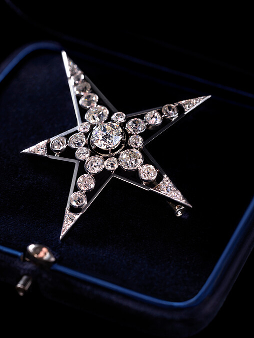 Bijoux de Diamants 鑽石珠寶系列彗星胸針