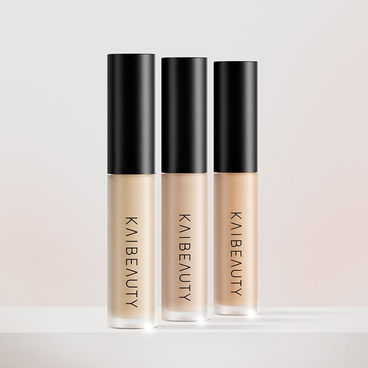 KAIBEAUTY裸妝肌密遮瑕膏主視覺。