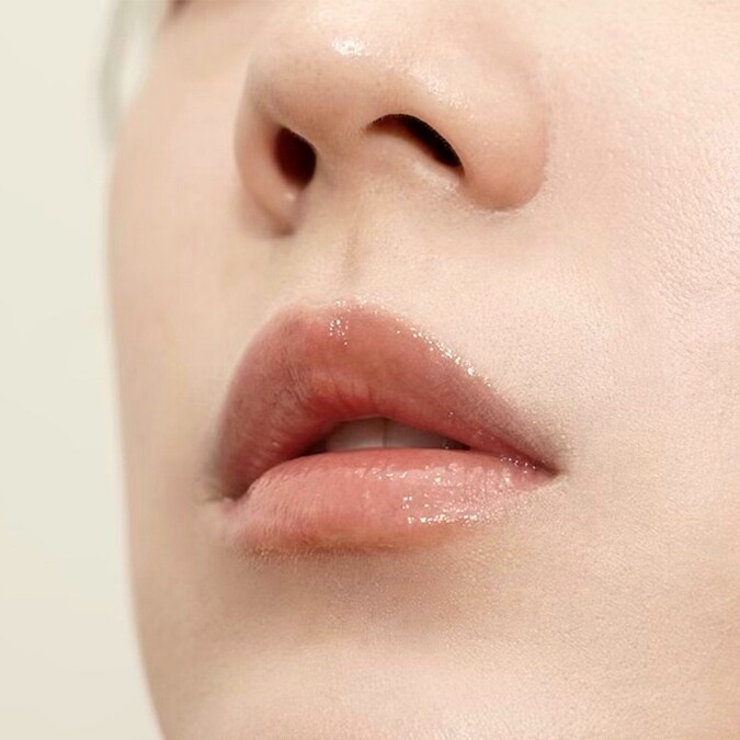 Bobbi Brown晶鑽桂馥修護潤唇精華After(IG@chrisanne_tai)。