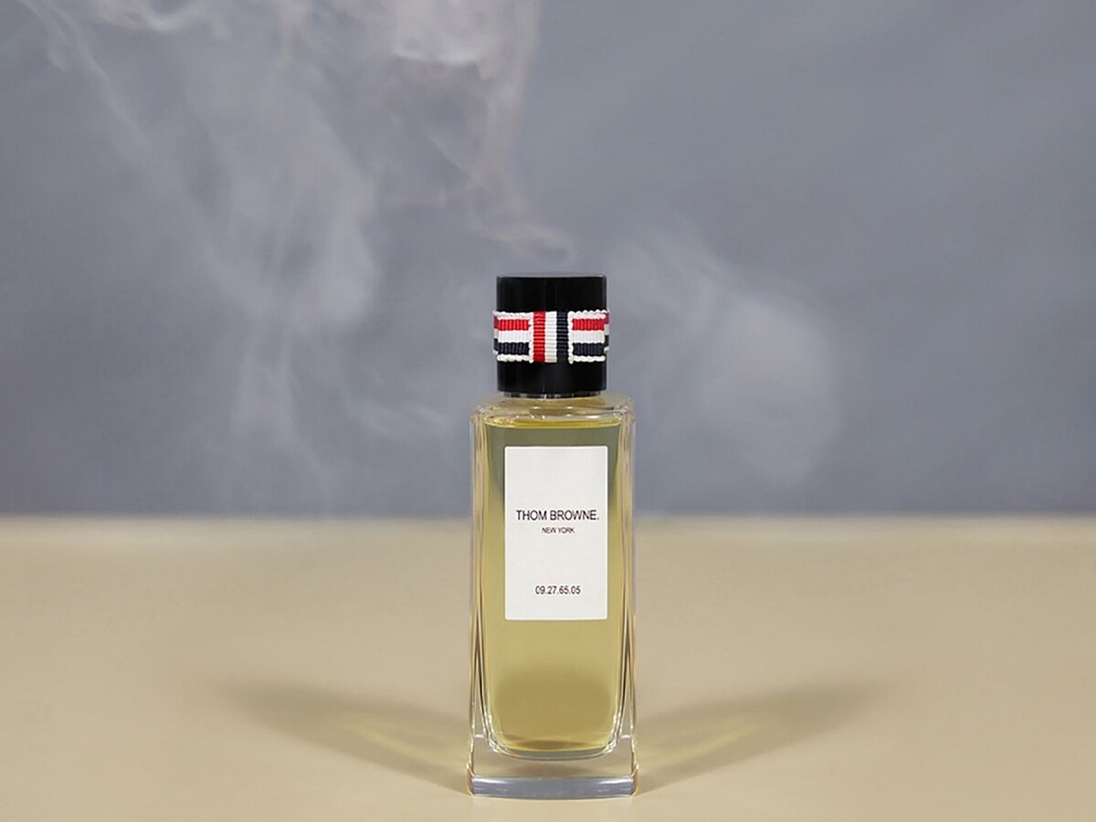 THOM BROWNE香水09.27.65.05香根草與煙燻75ml，NT7,200。