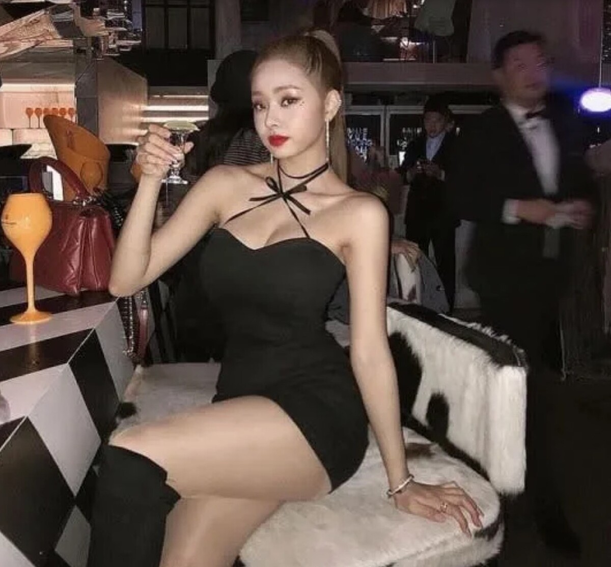 宋智雅早年於Burning Sun拍攝照片再度流傳