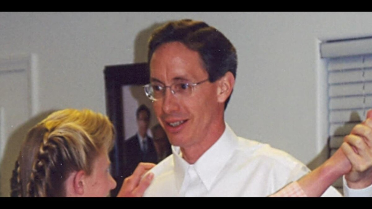 ▲沃倫‧傑夫斯（Warren Jeffs）是FLDS教主，自稱先知。（圖／Netflix）