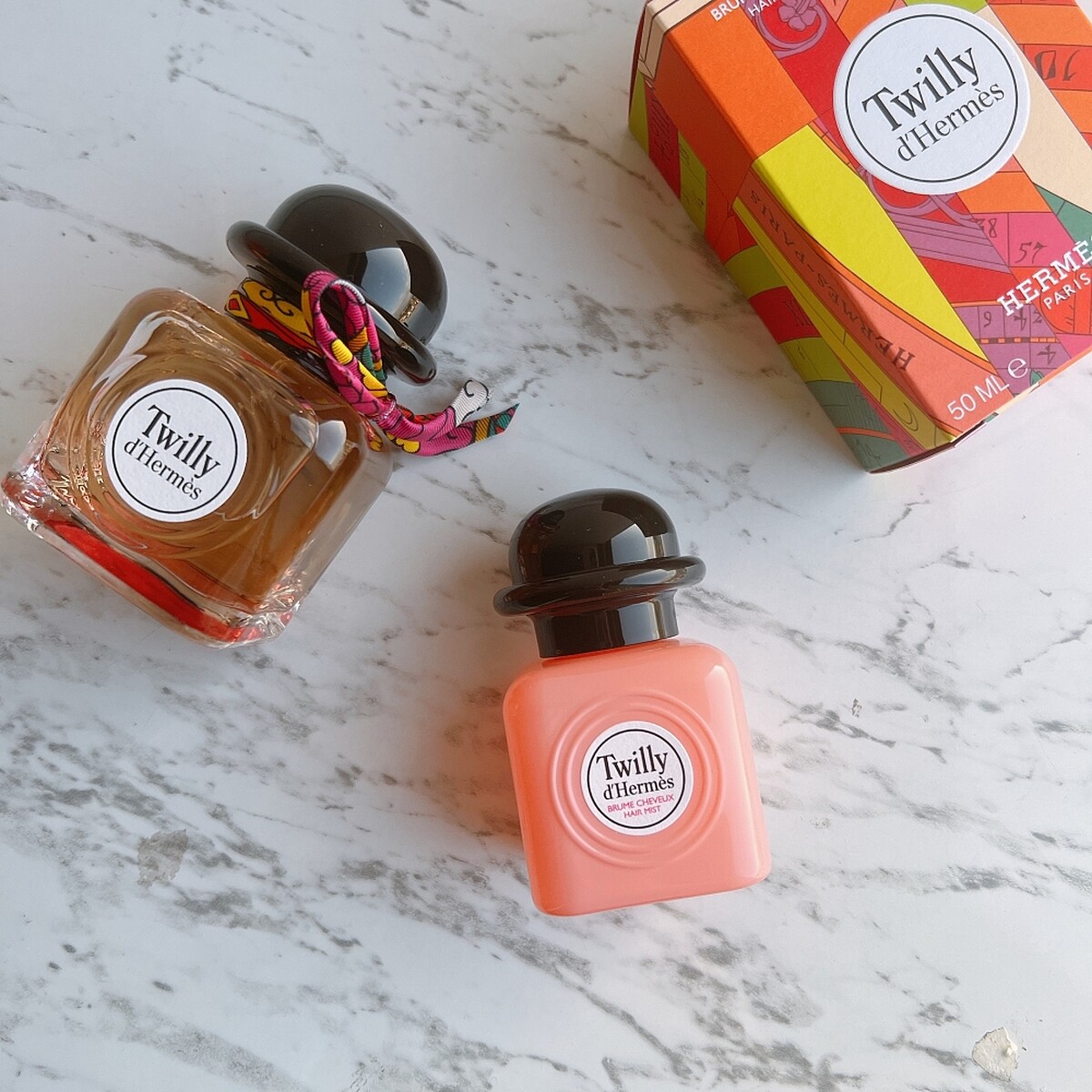 Hermès愛馬仕Twilly d&rsquo;Hermès絲意香水與香髮噴霧。