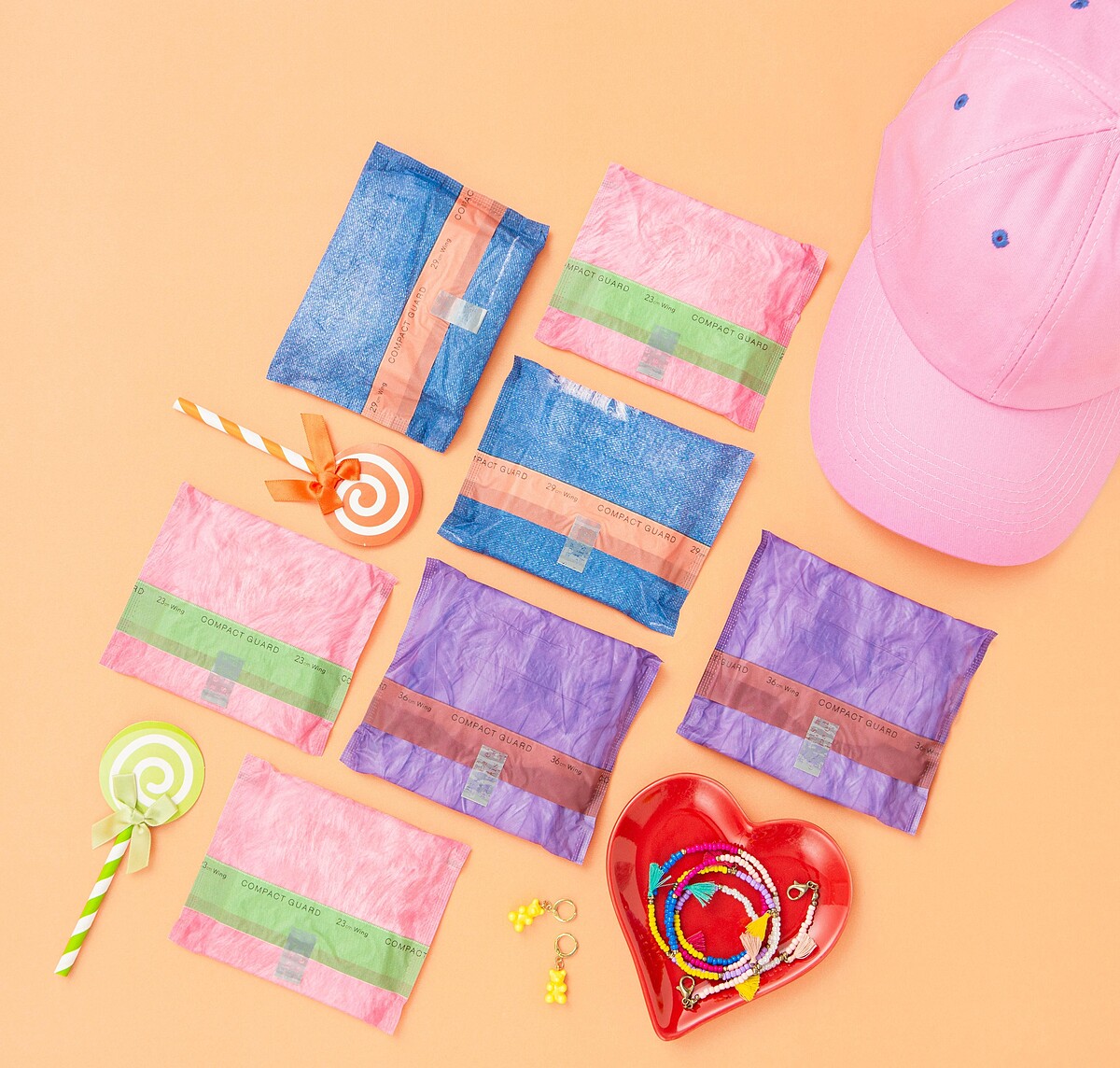 日本大王elis愛麗思GO出色極致薄系列各尺寸以不同織物紋路搭配繽紛色彩，可愛度爆表！