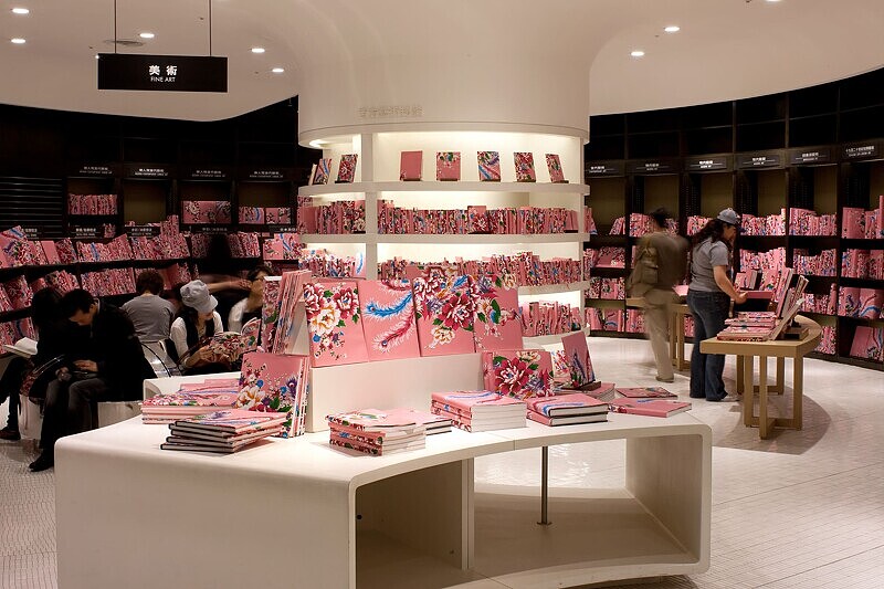 2009年林明弘個展「我是太陽」覆摺計畫，讓趙琍吃足苦頭