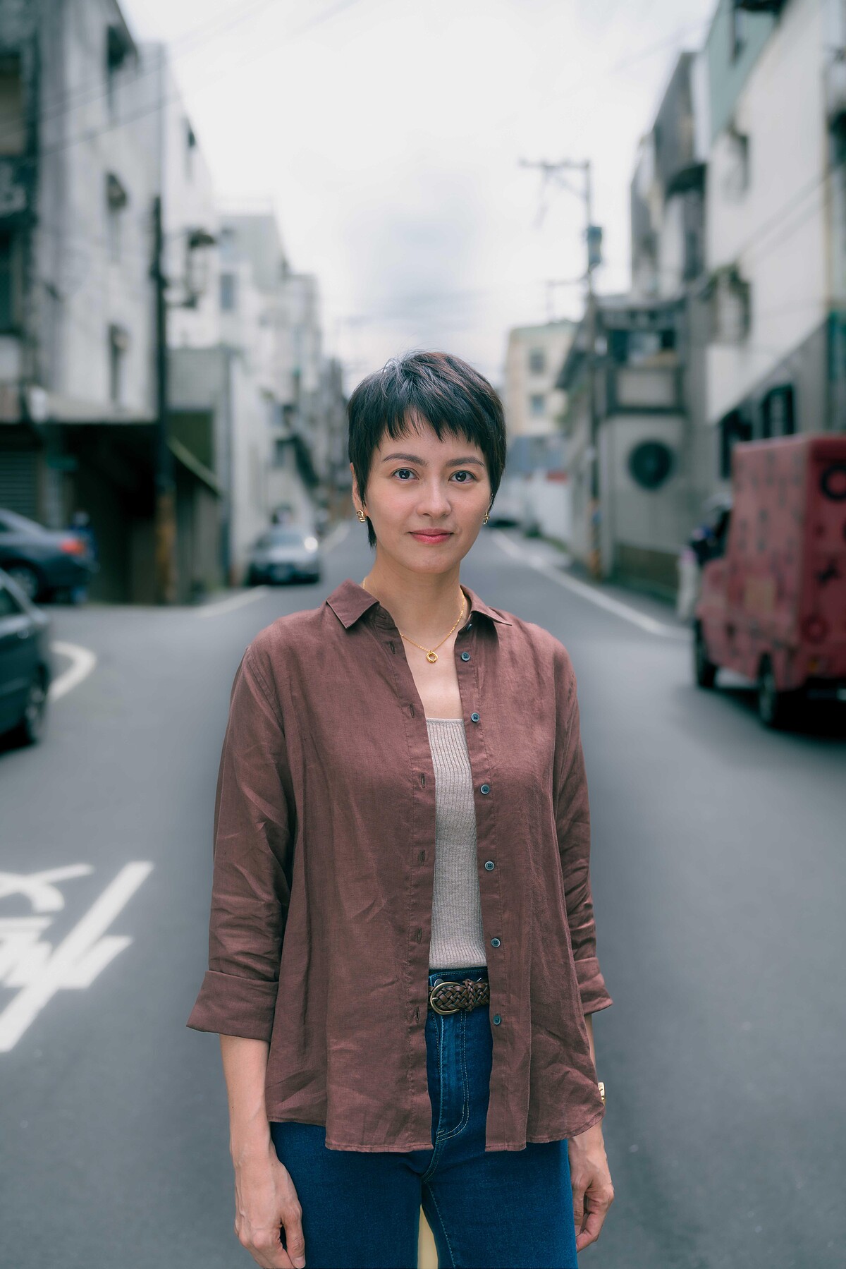 《聰明鎮》梁詠琪首次參與台劇演出，單親媽媽角色極具挑戰性