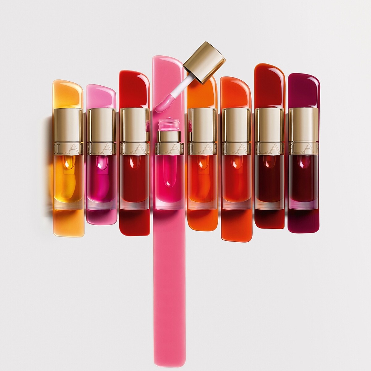 克蘭詩2022全新彈潤植萃美唇油。