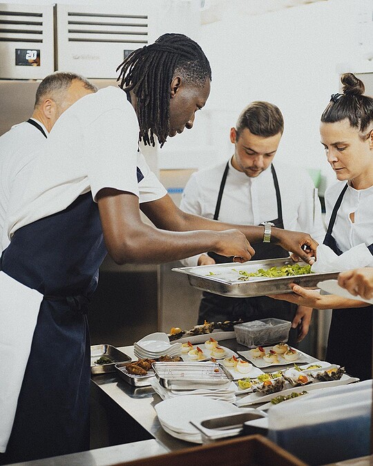 主廚深受非洲、日本飲食文化影響。