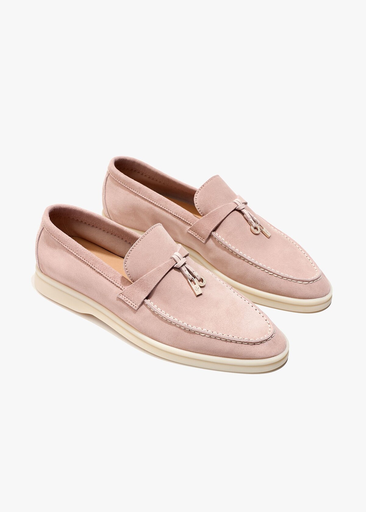 流蘇樂福鞋，價格店洽。