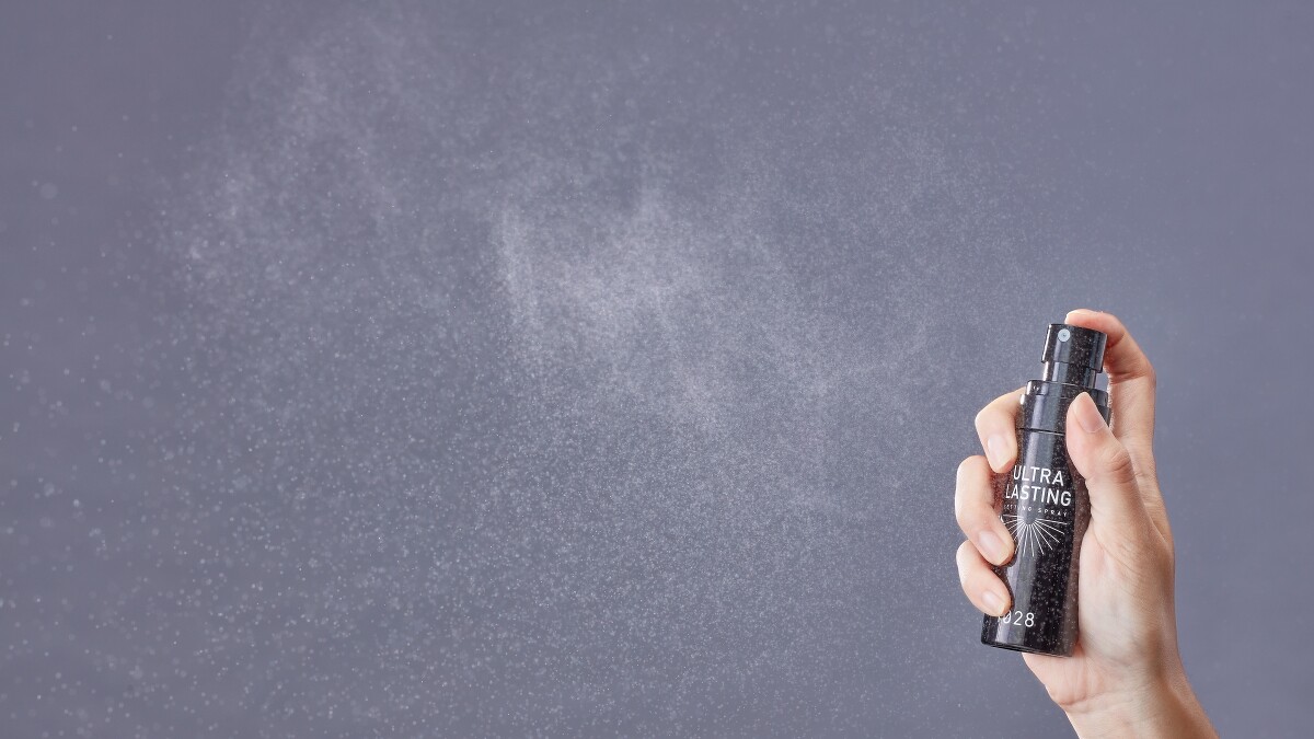 1028神采奕奕定妝噴霧的水霧細緻。