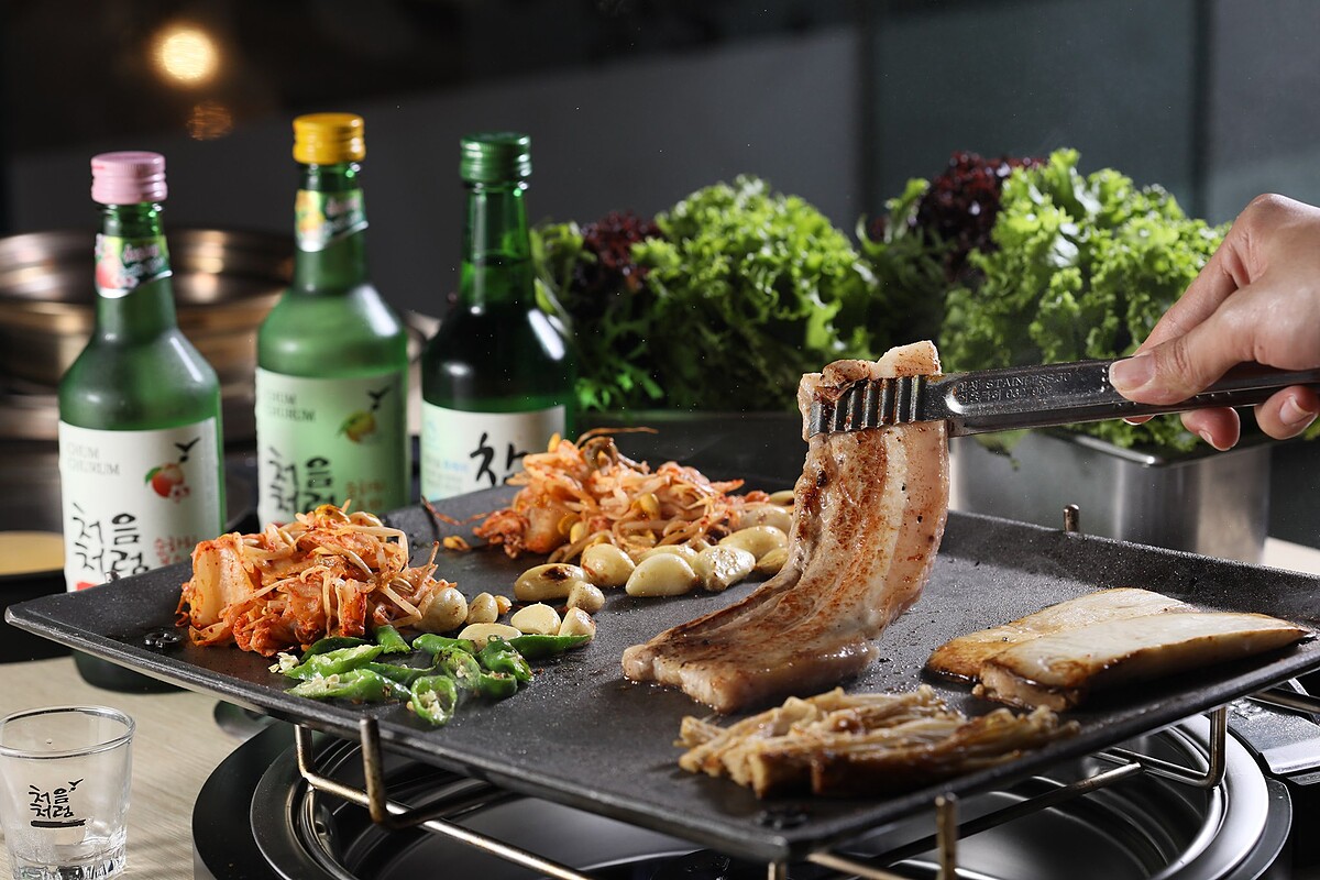 示意圖為《八色烤肉》而非新品牌《八色烤肉mini》