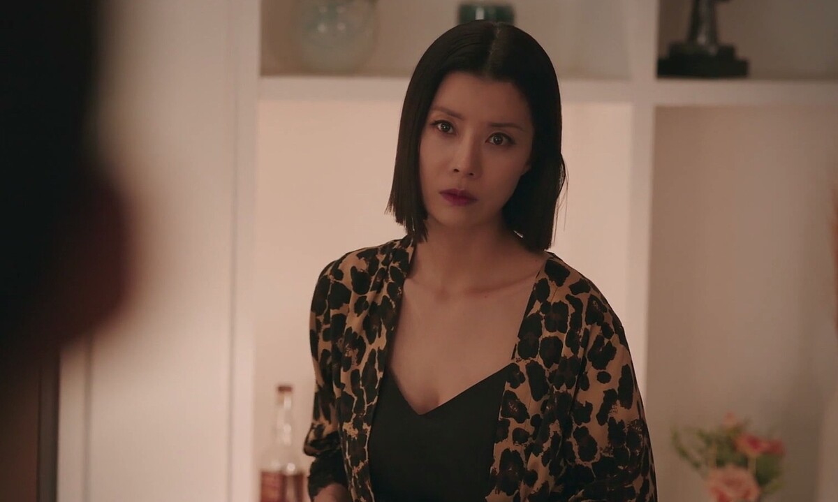 《夏娃的醜聞》裕善上流潑婦超到位