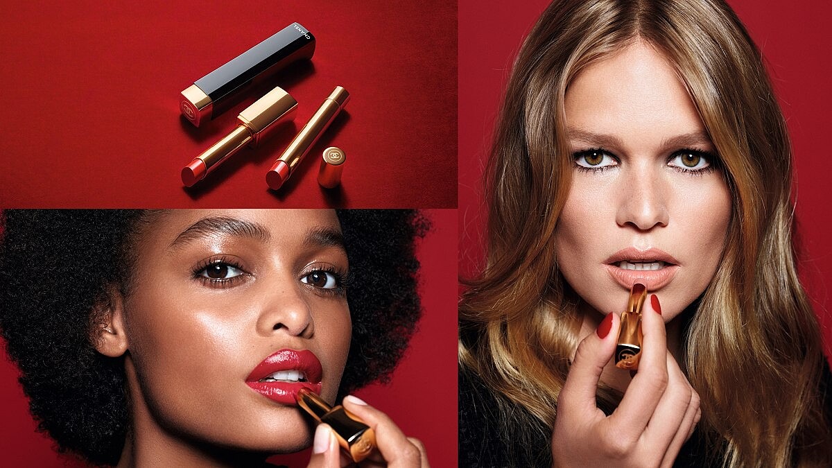 香奈兒第一款可更換蕊芯的唇膏—全新20色「超炫耀精萃唇膏」，富含高濃度保養精萃，集顯色、燦亮與修護功效於一身，一抹打造超美#炫耀聚光唇！ 