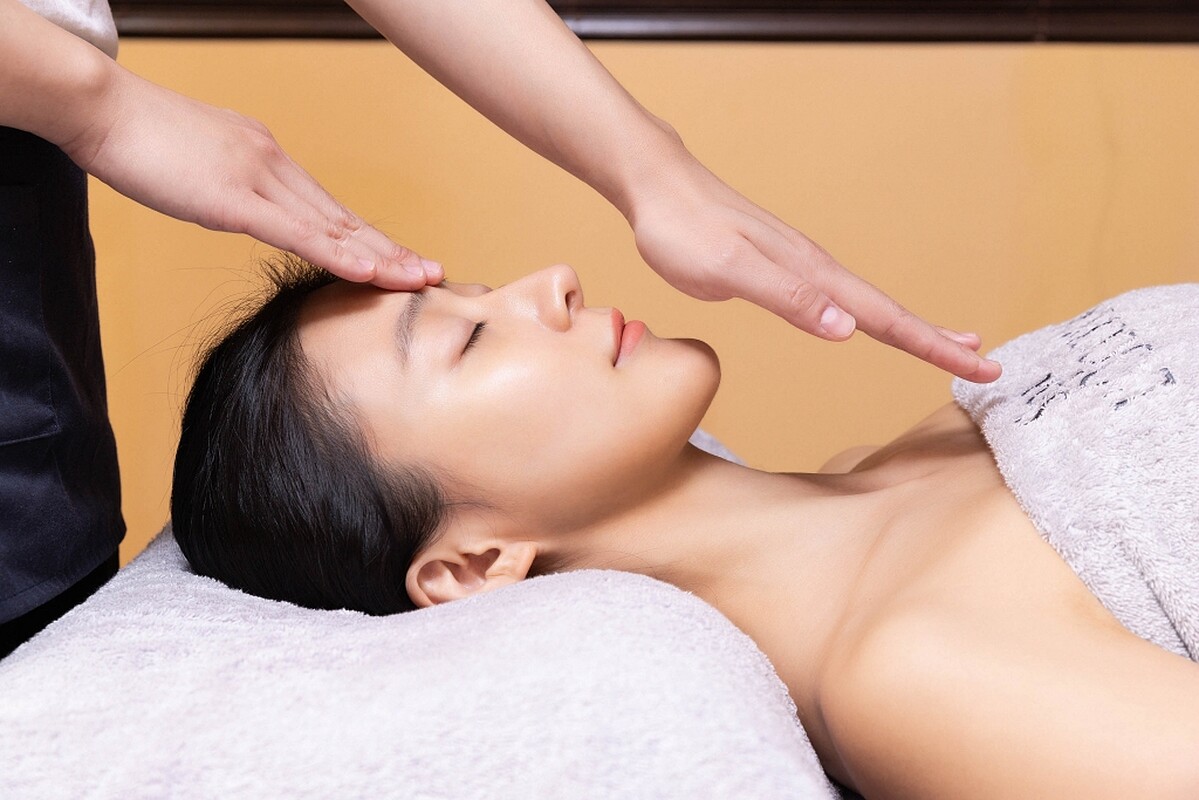 Spa L'OCCITANE 美妍美體中心精華油嗅吸。