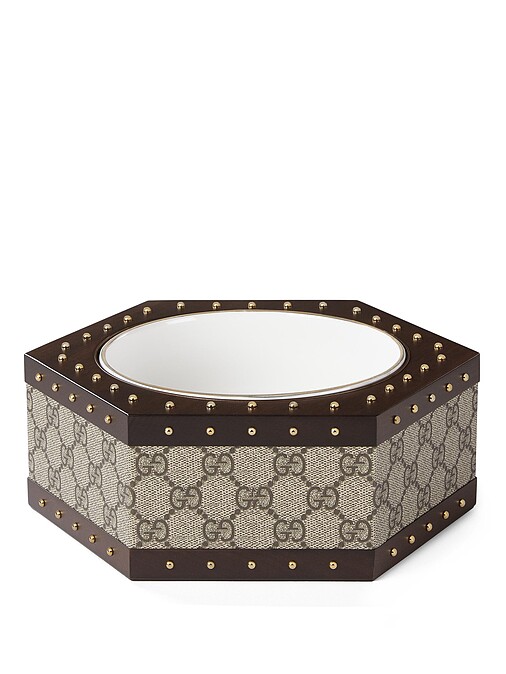 GG菱格紋寵物碗，NT 62,500