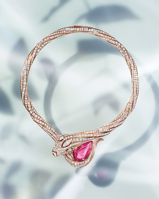 Spinel Embrace項鍊