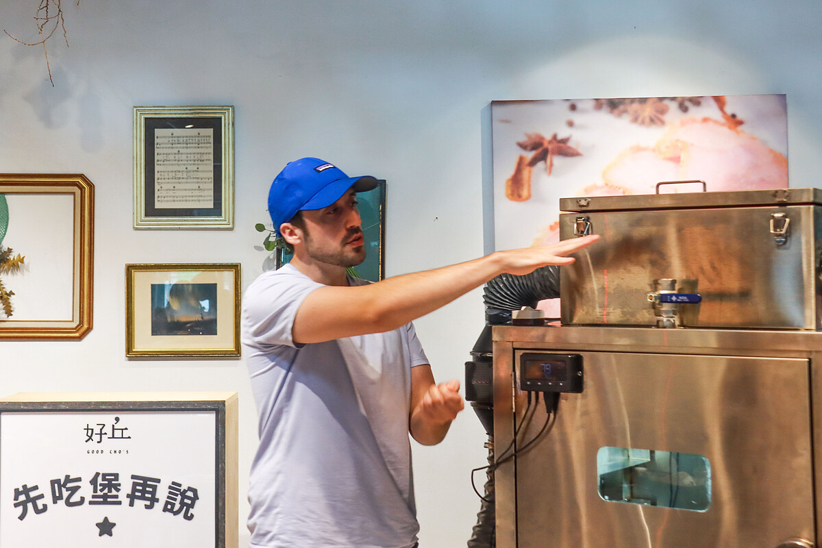 ▲▼James Sharman認為廚師有為顧客把關的責任，因此他堅持100%自製，追求美味的同時也必須兼顧健康。（圖／好丘提供）
