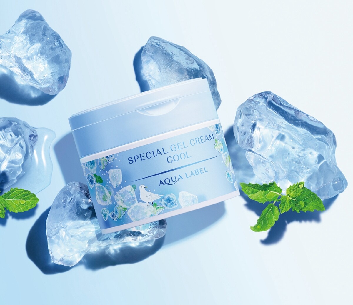 AQUALABEL水之印全能5D美白彈力霜(沁涼版)產品情境。