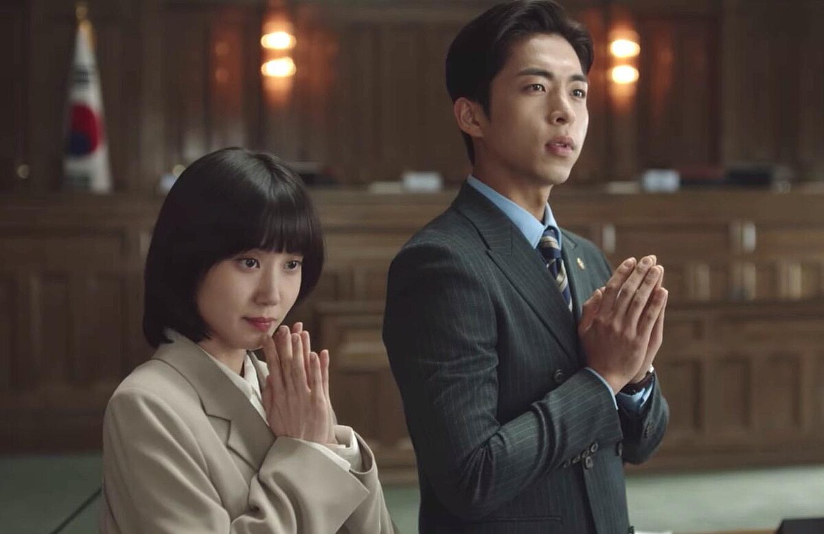 《非常律師禹英禑》朱鐘赫戲中對朴恩斌態度反轉