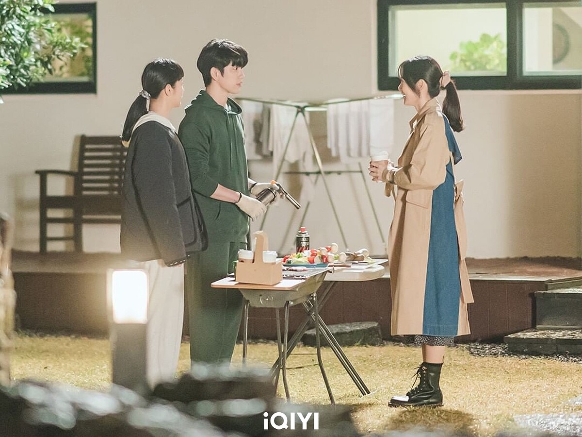 《柔美的細胞小將2》金高銀（左起）、朴珍榮、辛叡恩的三角關係