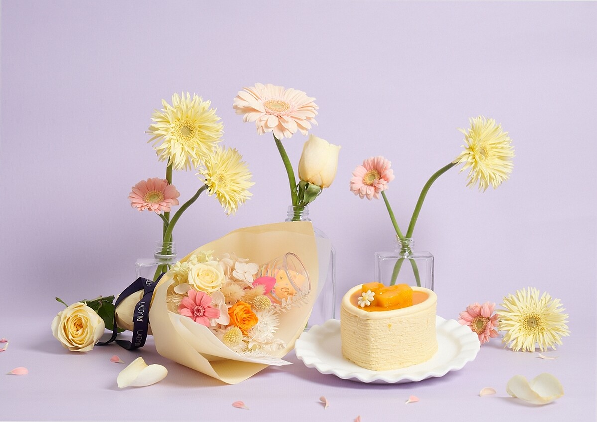 LadyM X beautyblender為戀人獻上Summer Romance永恆戀夏組合。