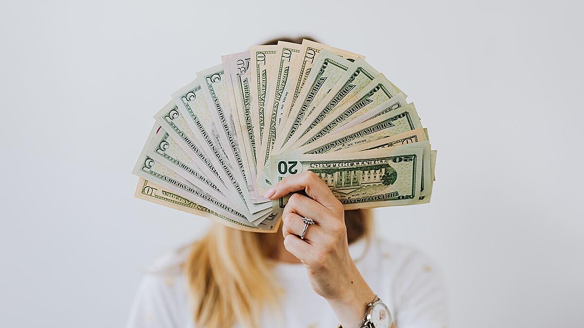 2022下半年12星座財運排行榜公開！誰被財神眷顧，傻傻投資也會賺？