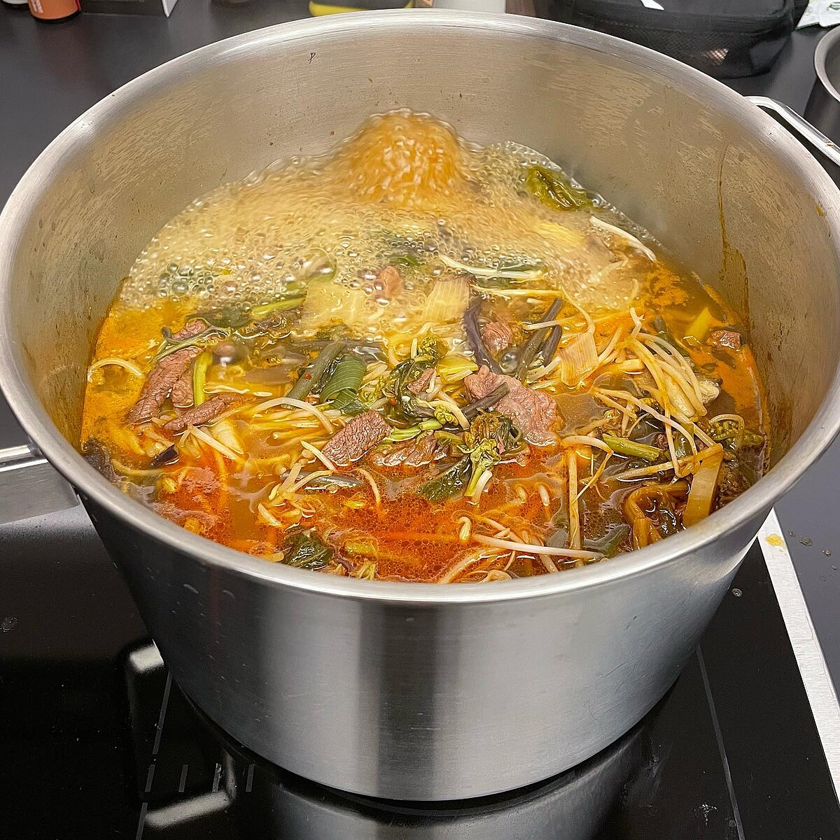 孫藝珍的辣牛肉湯