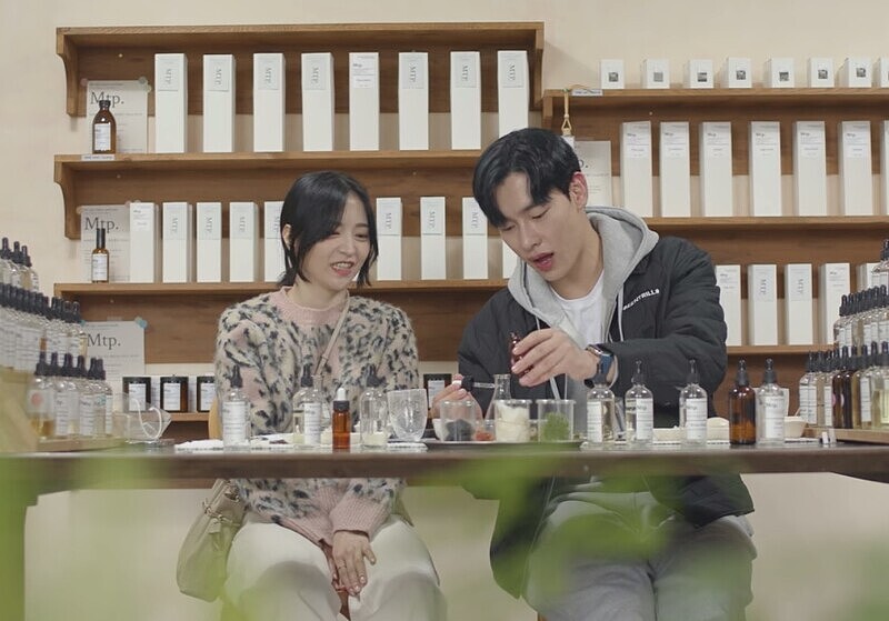 ▲韓國戀愛綜藝《交換情侶》引起話題討論。（圖 / Netflix）