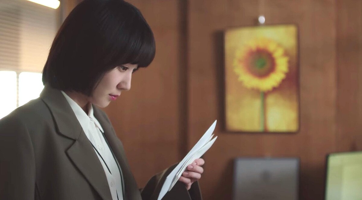 英禑內心十分拉扯