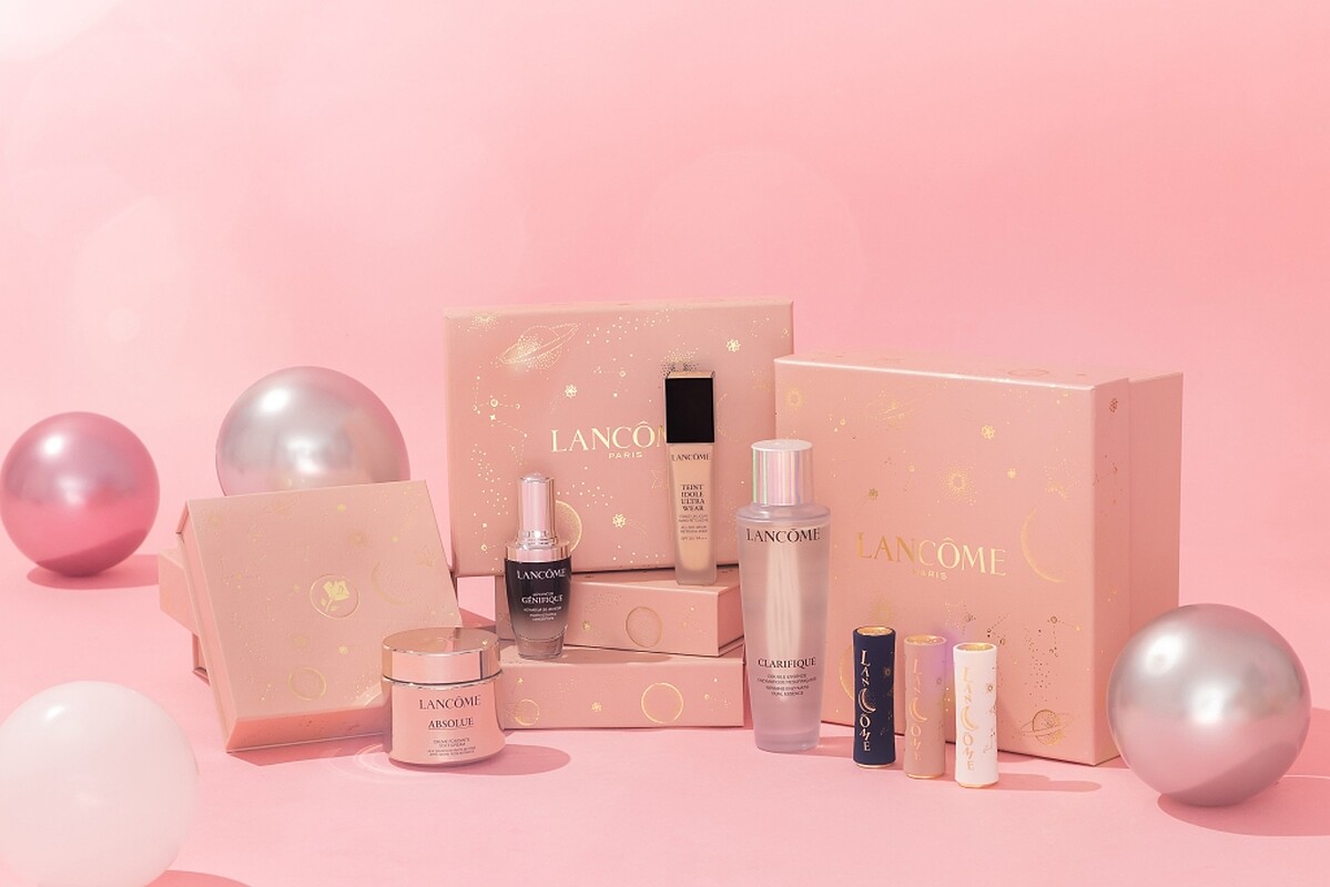 蘭蔻愛戀星空禮盒(小&大)。