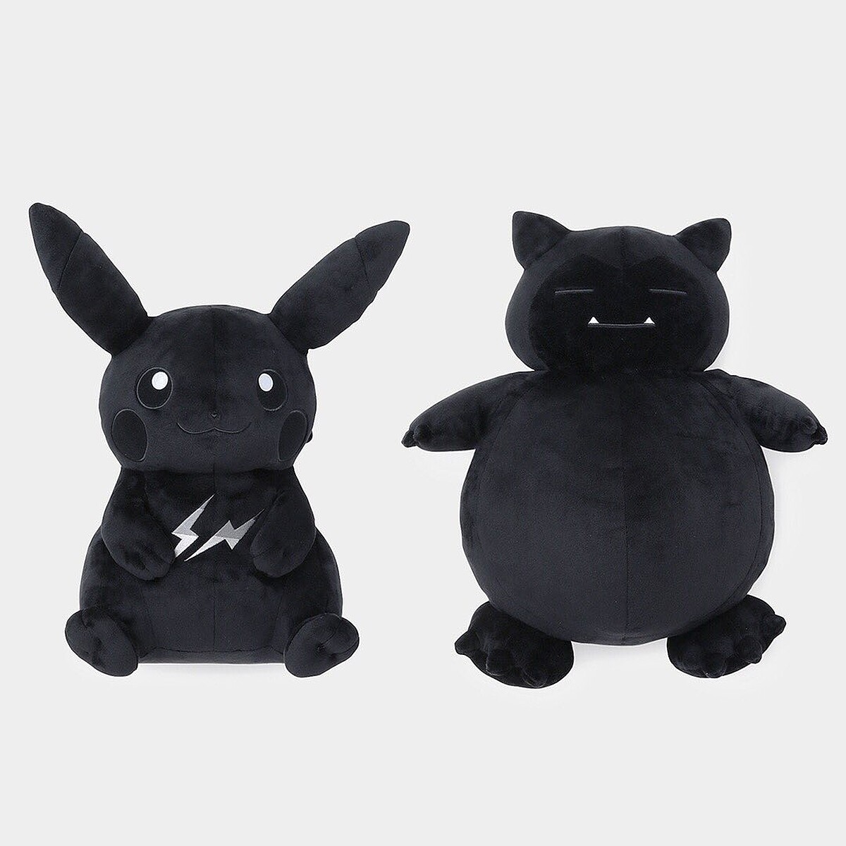 L尺寸黑魂皮卡丘、卡比獸，售價5200元