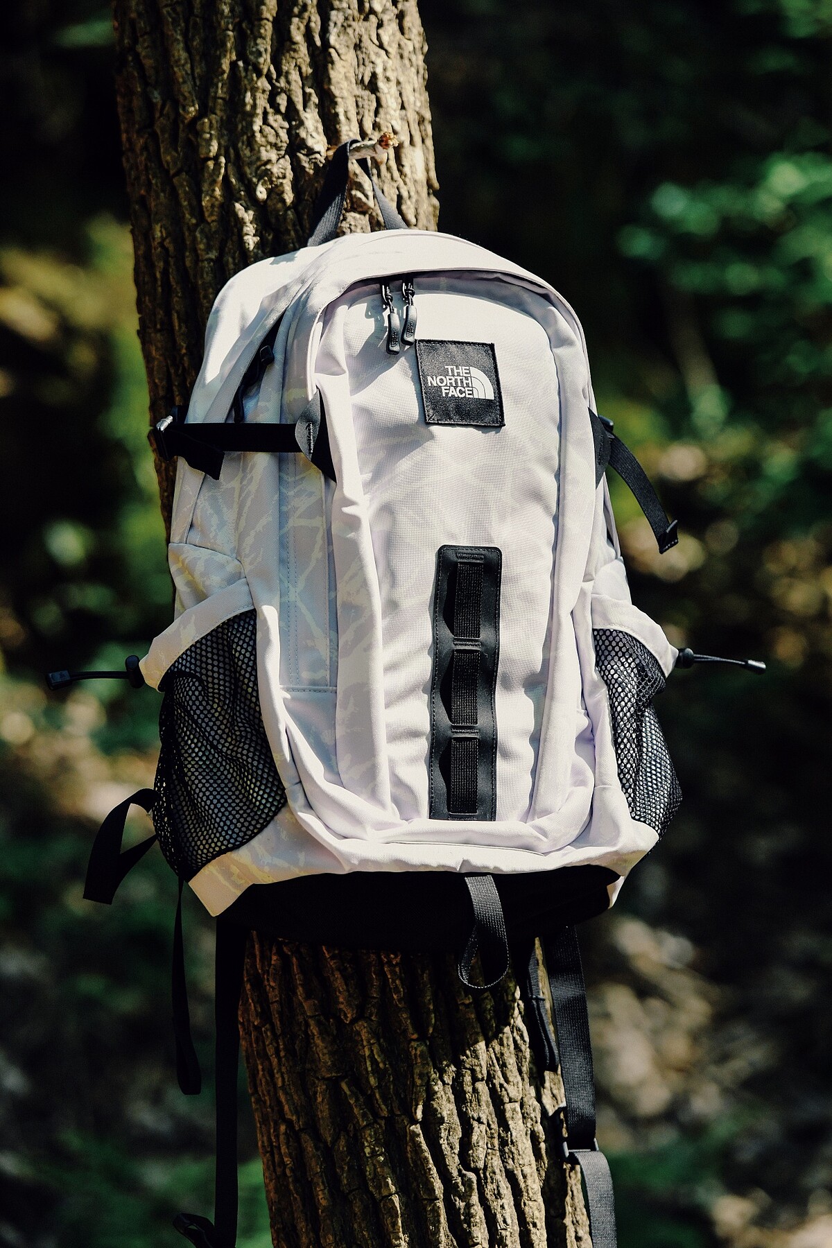 The North Face Hot Shot SE背包，售價NT$5,380