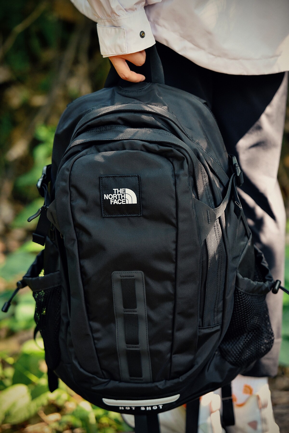 The North Face Hot Shot SE背包，售價NT$5,380