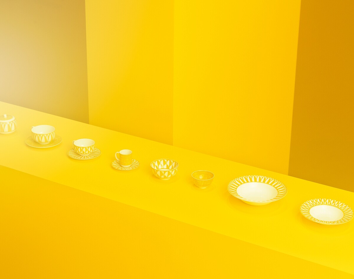 Soleil d&rsquo;Herm&egrave;s 系列餐具，以明亮的黃色作為色調。